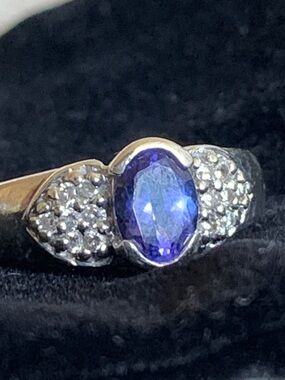 Levian 14k white gold Ring with Deep Purple Tanzanite & diamond Accents size 5.5